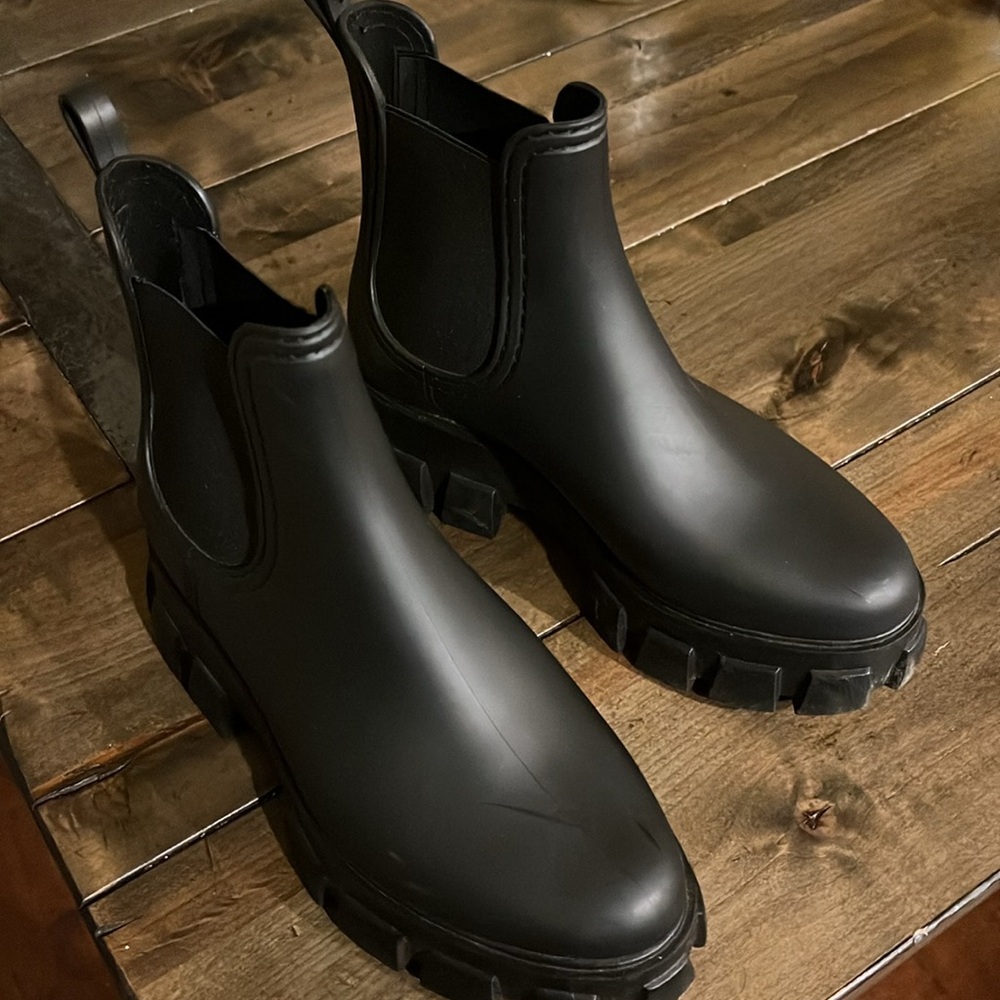 Jeffrey Campbell boots in great shape. Great style.